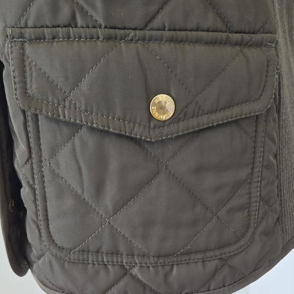 Adrienne Vittadini Quilted Vest in Olive Green - Picture 3 of 4